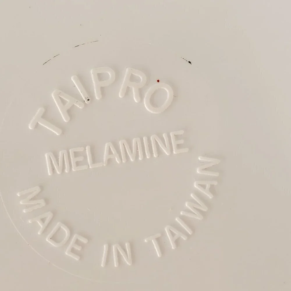 Taipro Melamine Christmas Serving Plate Platter 14.5 Inch Diameter Centerpiece